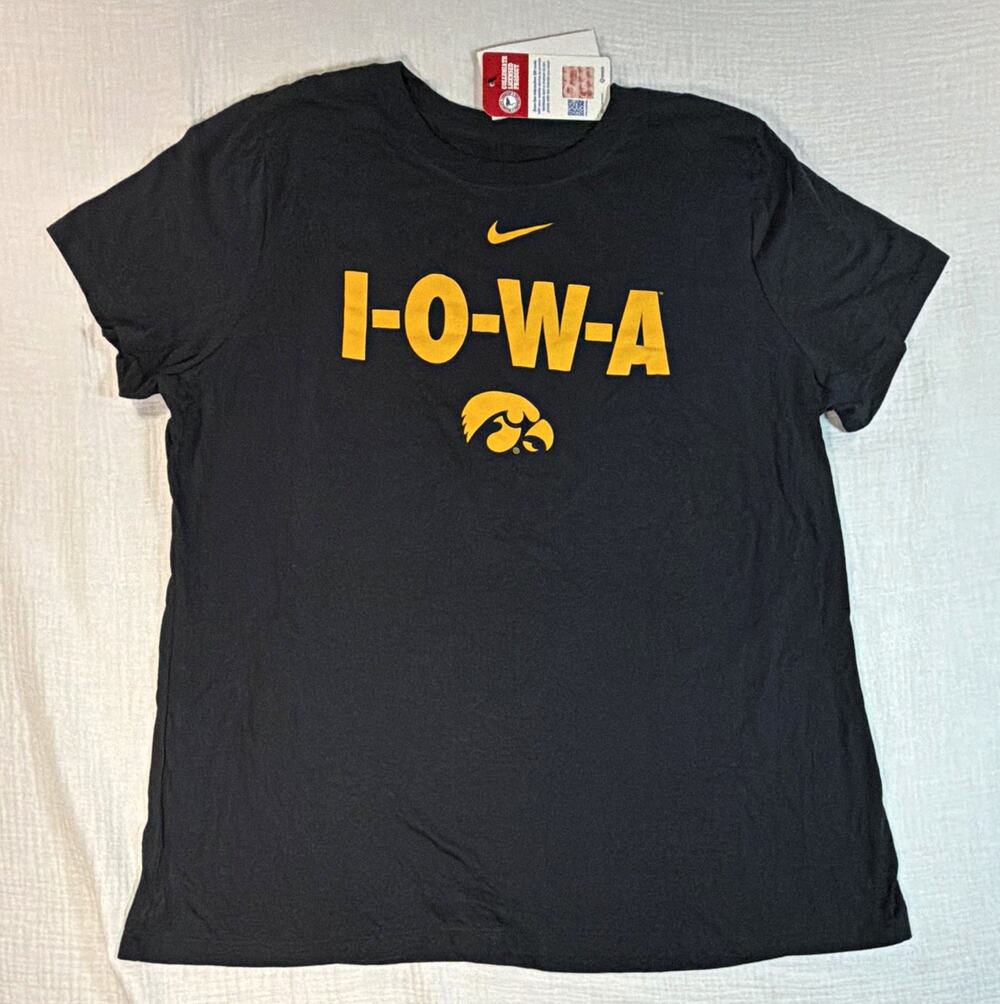 Nike Iowa Hawkeyes Black/Yellow I-O-W-A T-Shirt Women’s Size XL